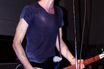 <a href='/fugazi_live_series/boston-ma-usa-51902'>Mass Art Gymnasium, Boston, MA USA 4/19/02 - Photo © by Edwina Hay</a> Blank