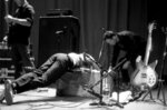 <a href='/fugazi_live_series/washington-dc-usa-120599'>9:30 Club, Washington, DC USA 12/05/99 - Photo © by Luke Strosnider</a> Blank