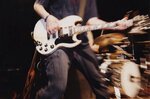 <a href='/fugazi_live_series/washington-dc-usa-42501'>9:30 Club, Washington, D.C. 4/25/01 - Photo © by Luis Hernandez</a> Blank